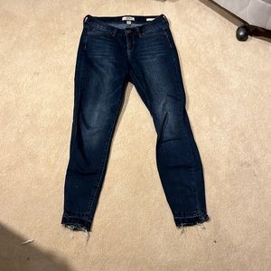 blue skinny jeans